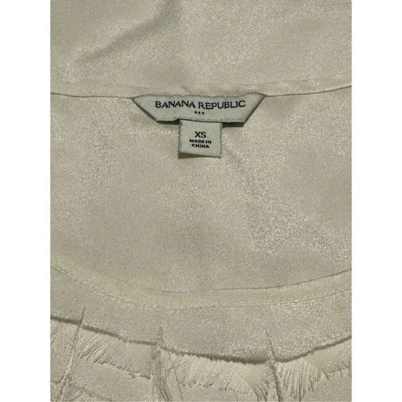 Banana Republic Women’s XS Cream Soft Flutter Fringed Cami Tank Top - Picture 4 of 6